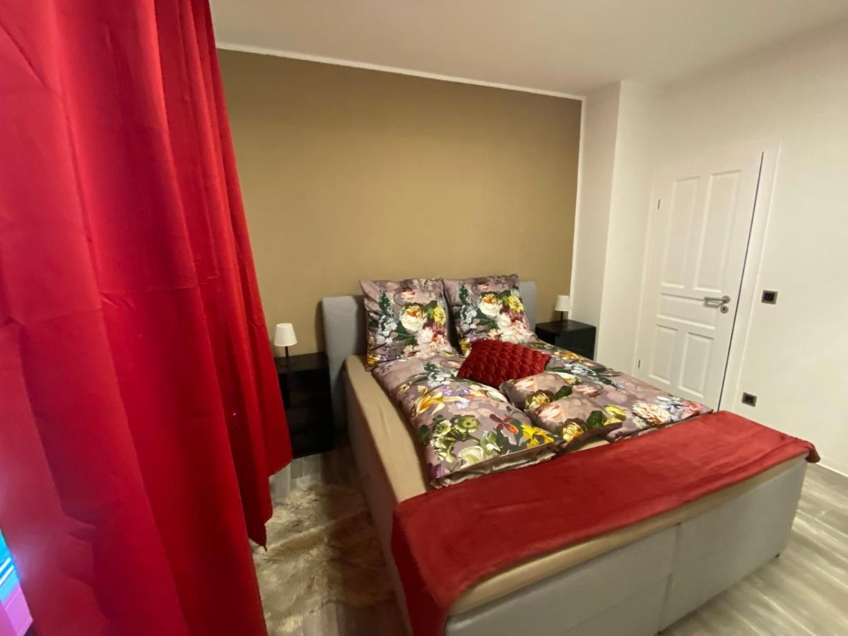 Pension Michelangelo Stadtmitte "Netflix" Айзенах Екстериор снимка